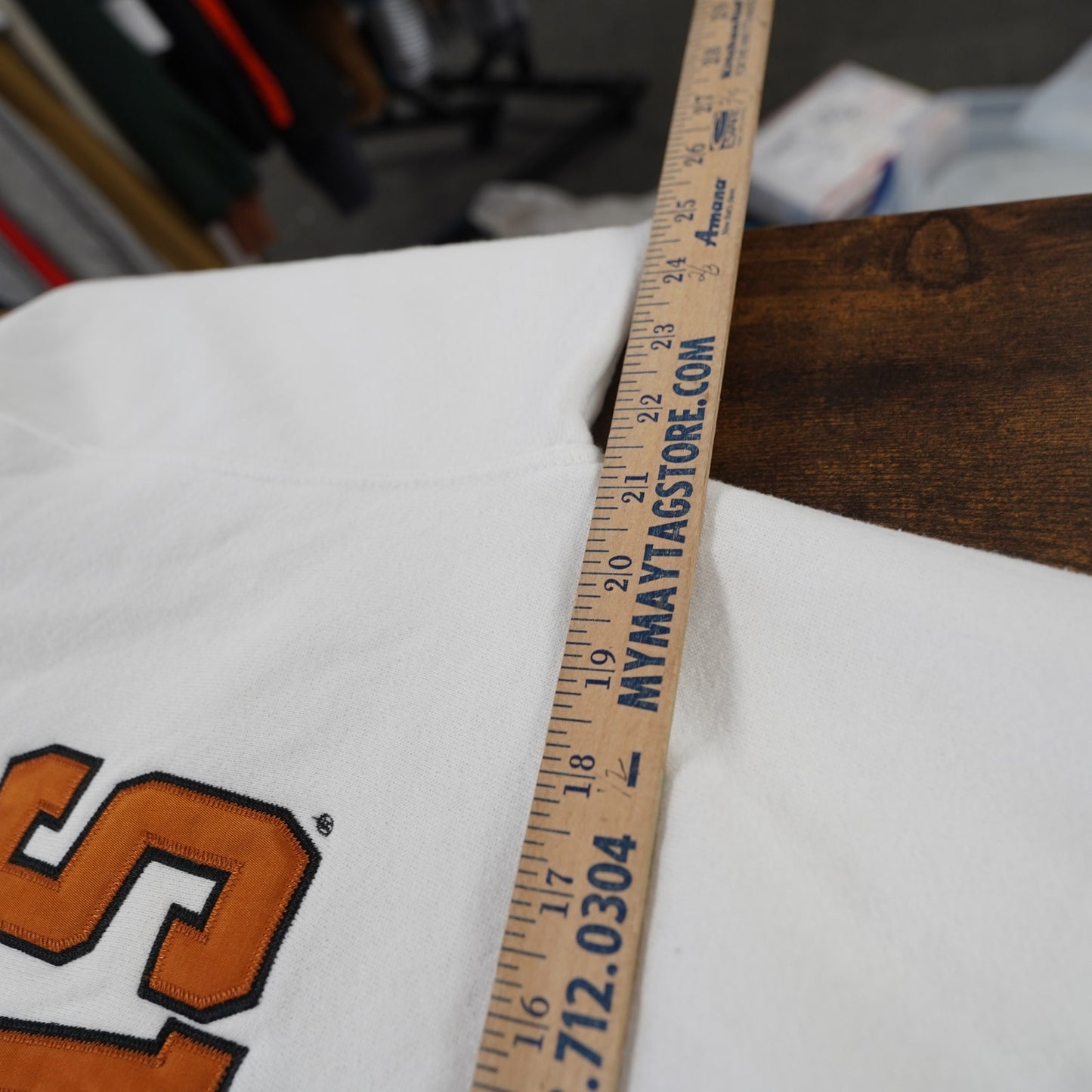 (M) Vintage Russell Athletic Texas Longhorns Embroidered Hoodie Men's M White Sewn