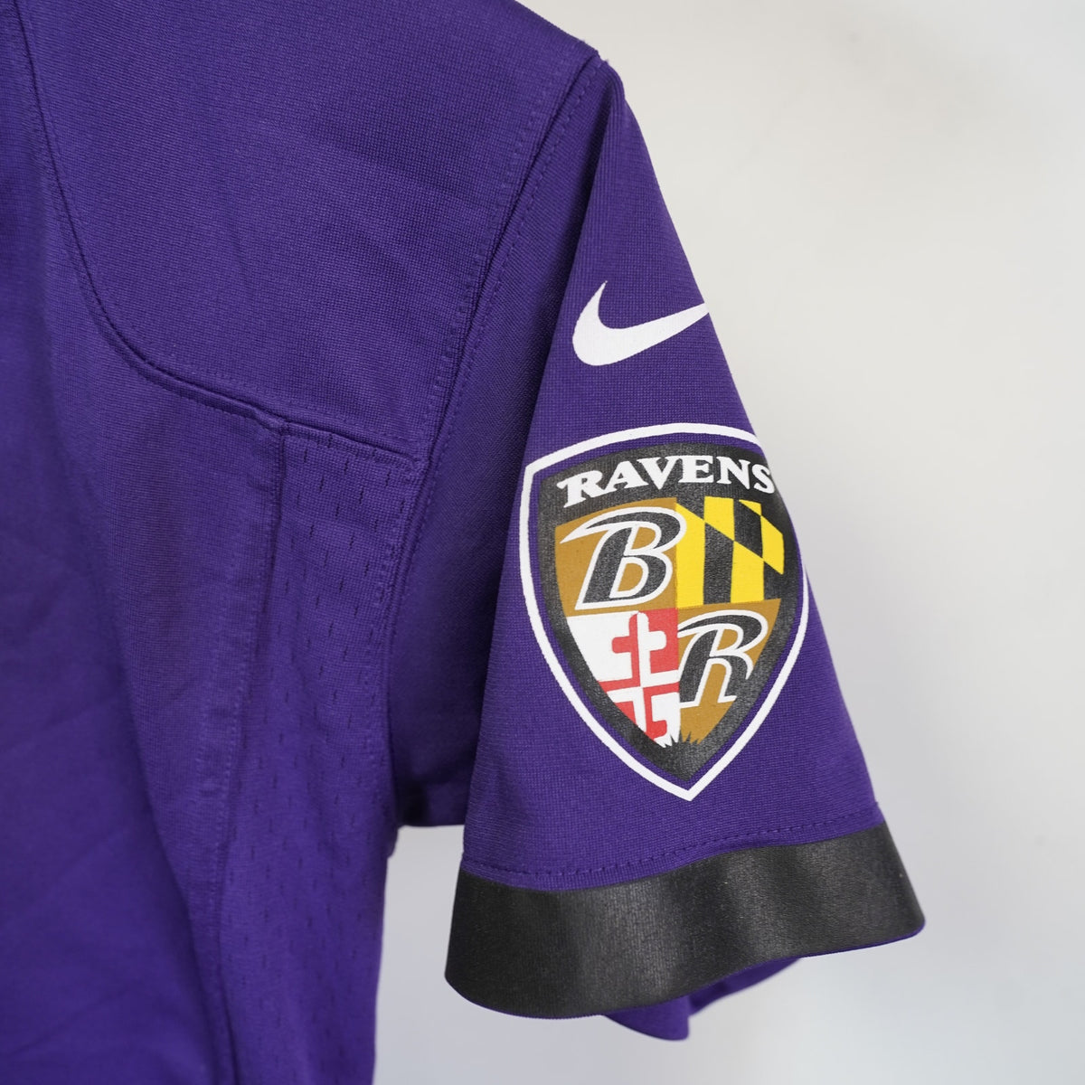 (Boys M) Lamar Jackson Nike On Field Baltimore Ravens Football Jersey Boys M Purple NFL