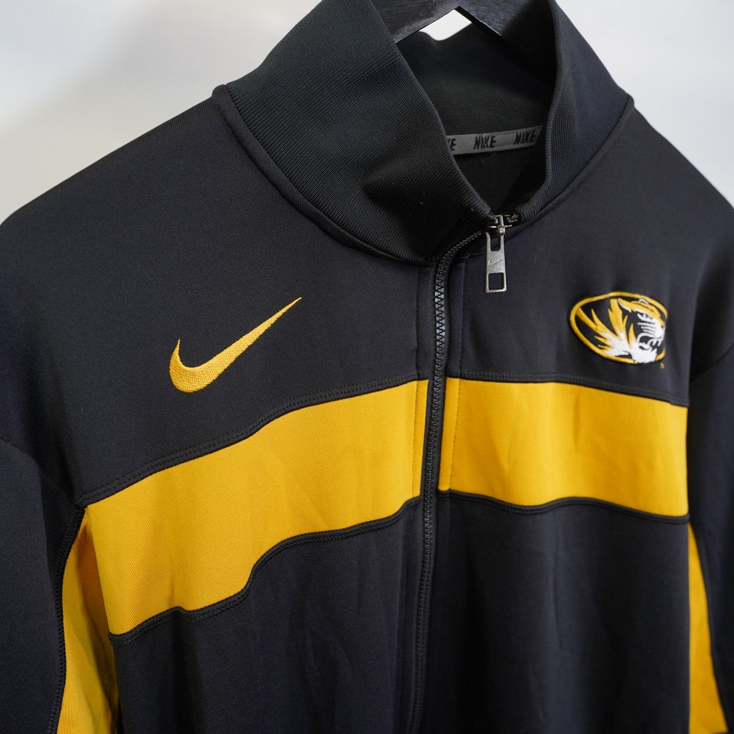 (L) Nike Missouri Tigers Dri-Fit Full Zip Track Jacket Men's L Black Yellow