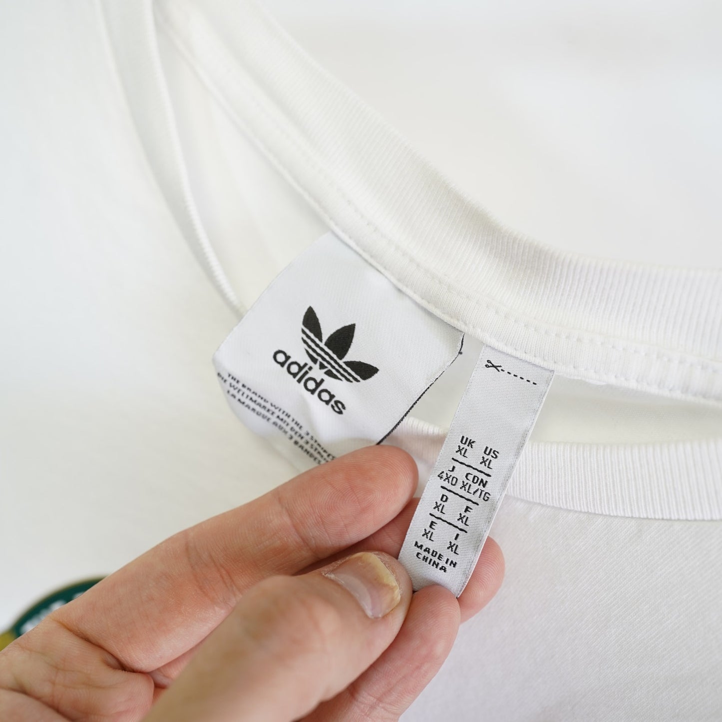 (XL) Adidas Collegiate Crest Sportswear T-Shirt Men's XL White 2000s Skate Retro Y2K