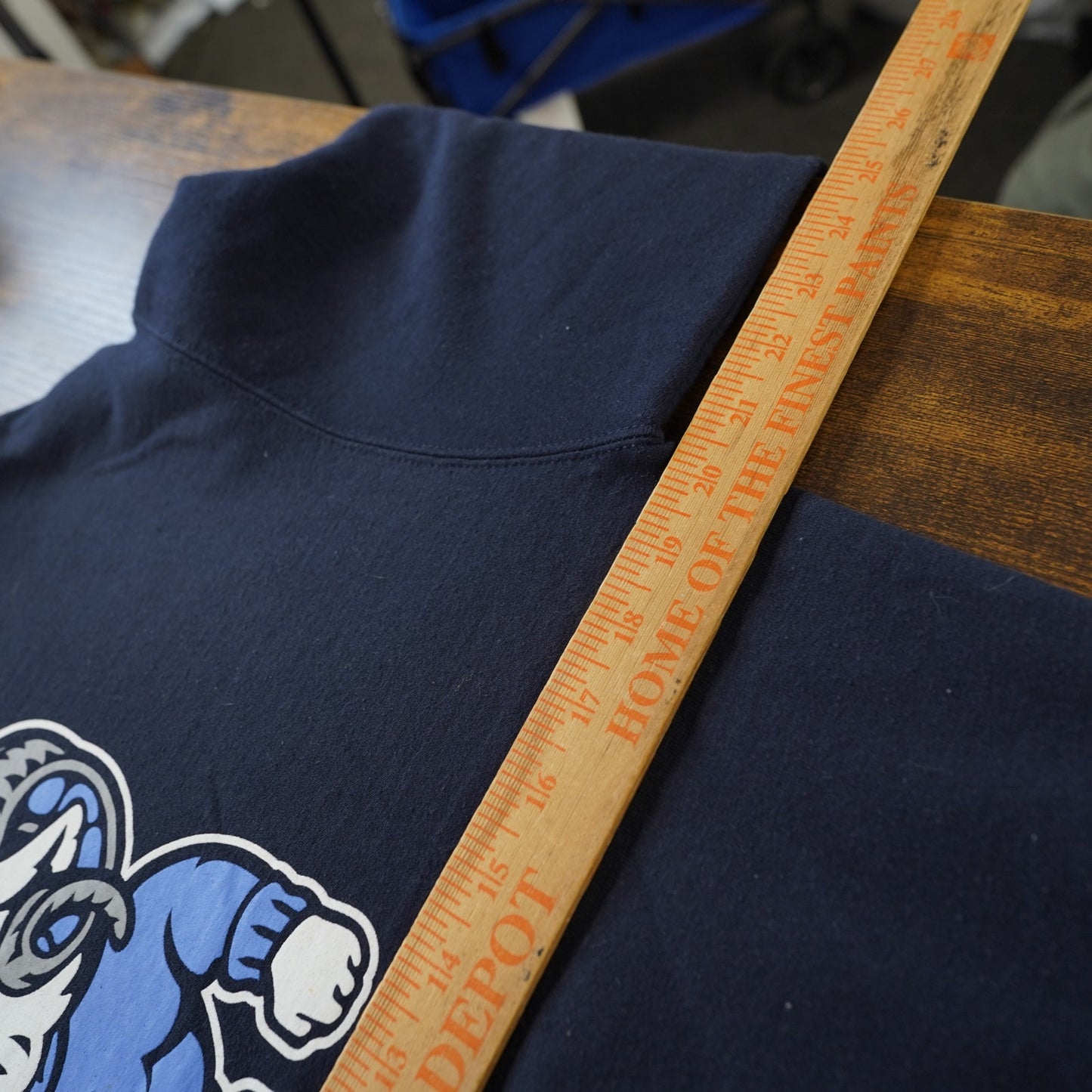 (S) University of North Carolina Tar Heels Champion Sweatshirt Men's S Blue UNC