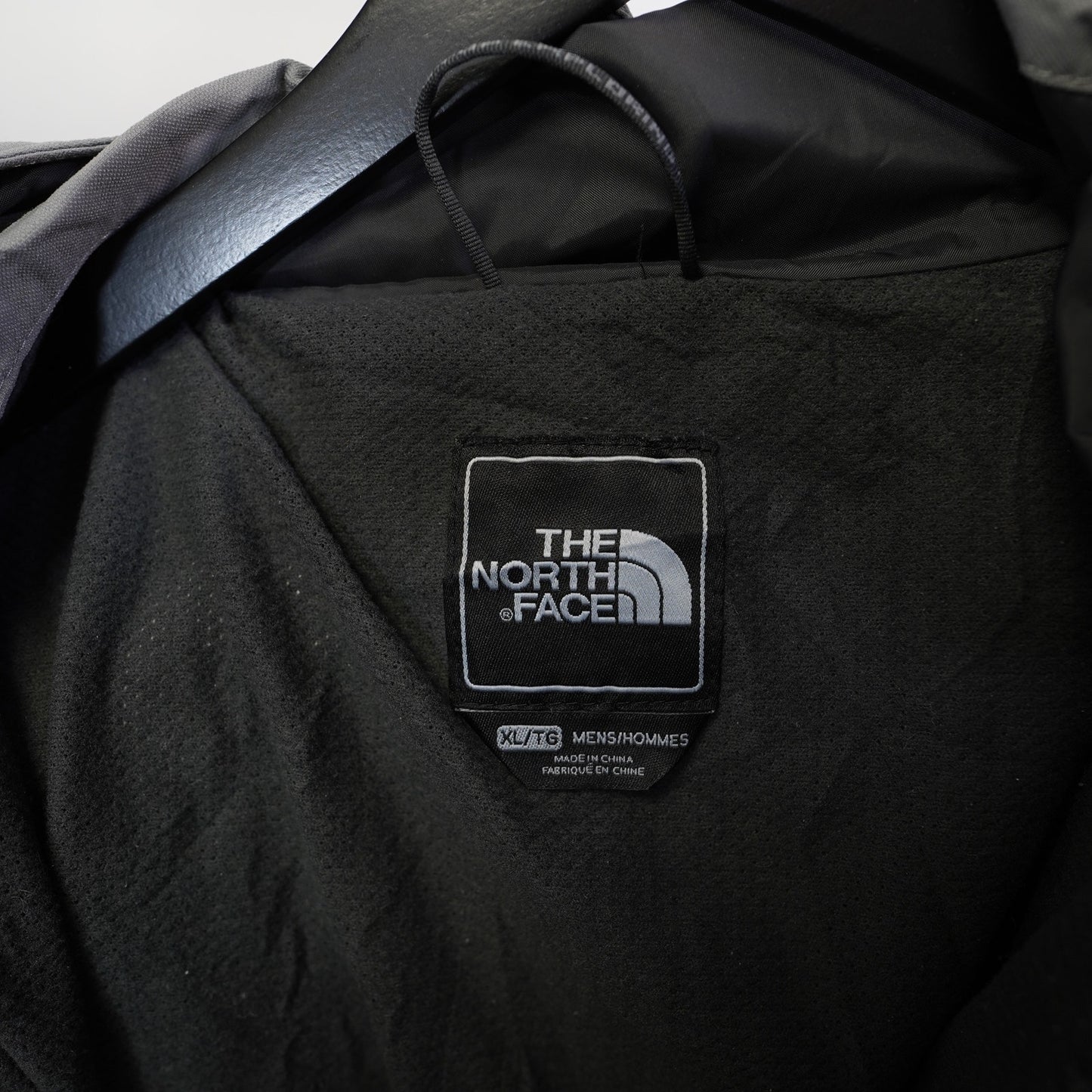 (XL) The North Face Hyvent Rain Jacket Men's XL Gray Waterproof Hooded Gorpcore Y2K