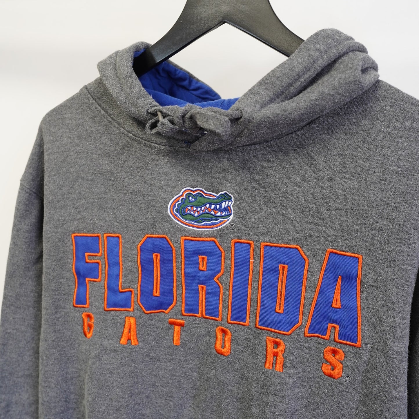 (M) University of Florida Gators Embroidered Hoodie Men's M Gray Retro Football