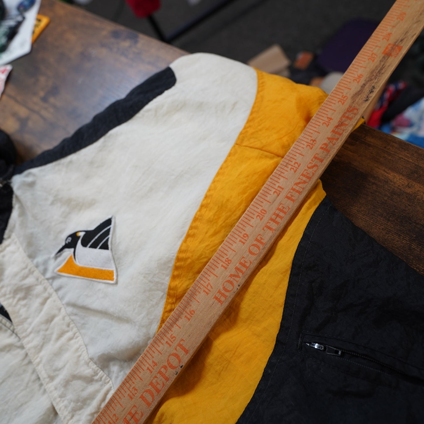 (Kids L) Vintage Pittsburg Penguins Apex One Puffer Jacket Youth L 90s Retro Kids White