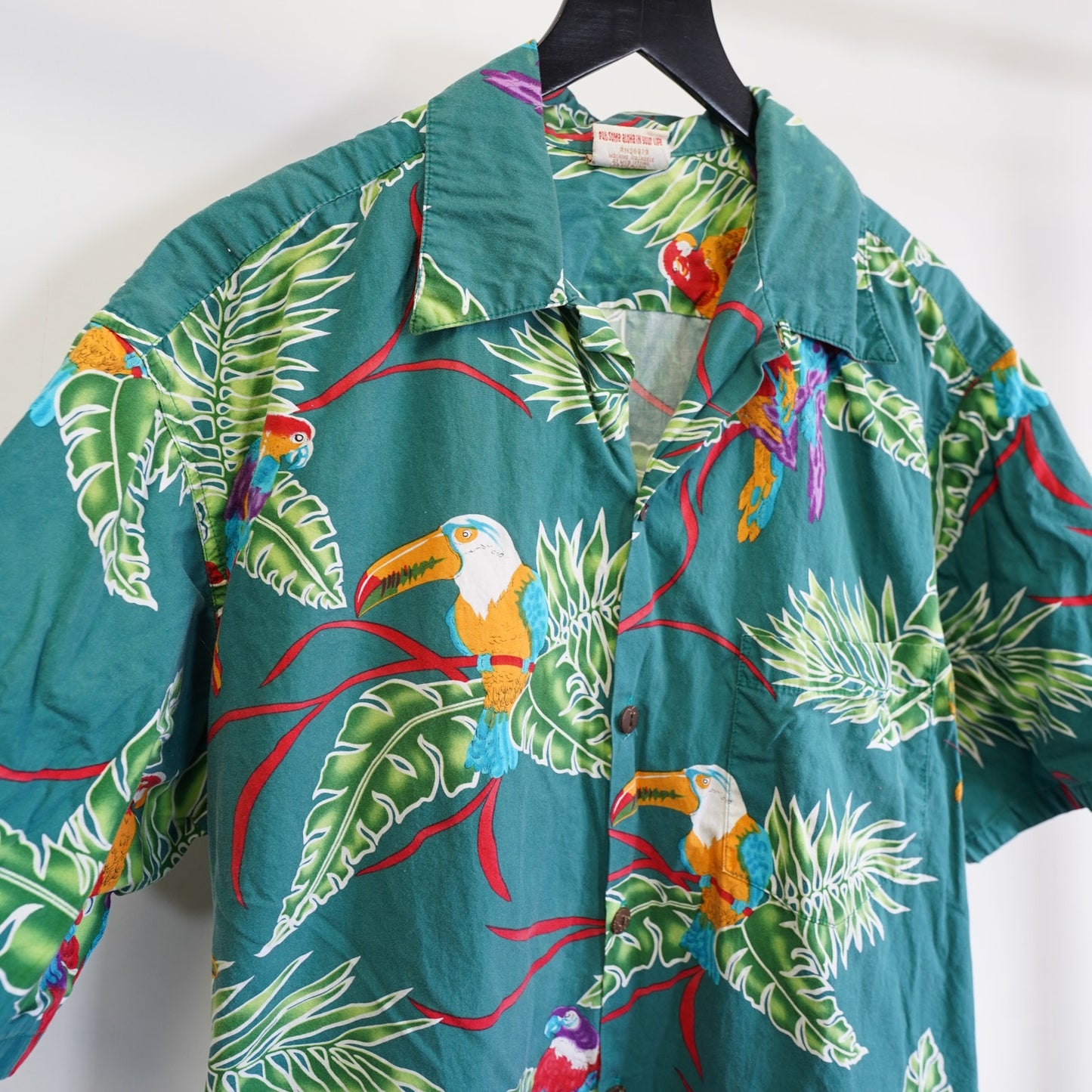 Vintage 90's Go Barefoot Hawaiian Shirt Men's 2XL Floral Parrot Made in USA XXL