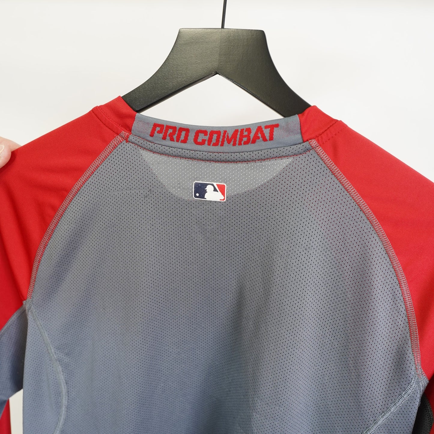 (L) Nike Pro Combat Major League Baseball Longsleeve Shirt Men's L Dri Fit Red Gray