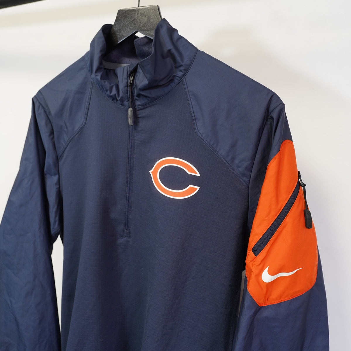 (S) Nike Chicago Bears Full Zip On Field Performance Windbreaker Jacket Men's S Blue