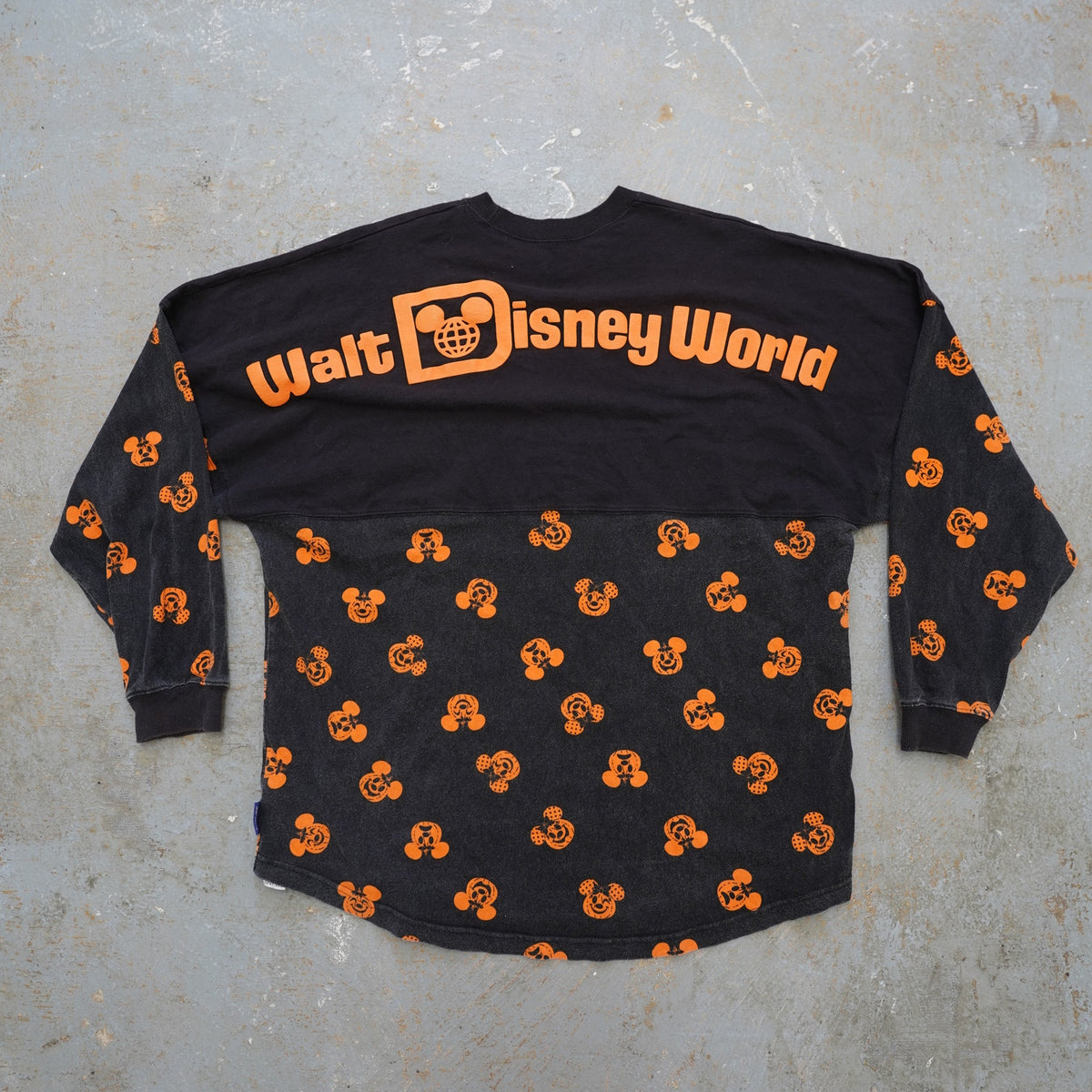 (XL) Disney Parks 2021 Halloween Mickey Mouse Pumpkins Spirit Jersey Size XL Black