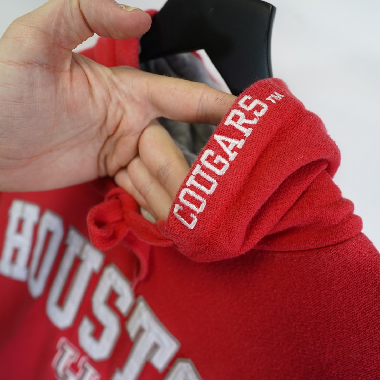 (Men's S/M) University of Houston Cougars Embroidered Hoodie Men's S/M OVB Red Sewn