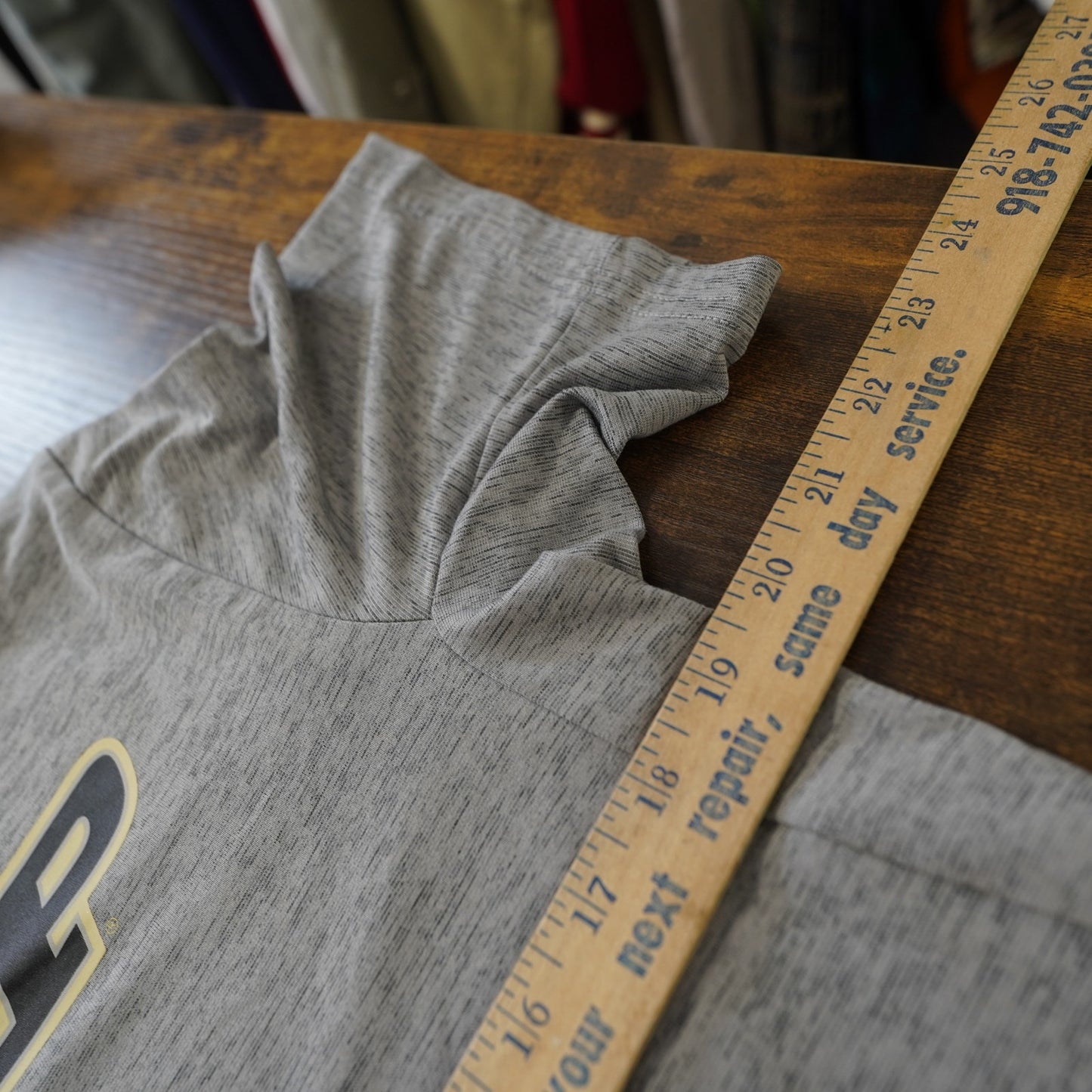 (M) Nike University of Purdue Boiler Maker Dri-Fit AThletic T-Shirt Men's M Gray