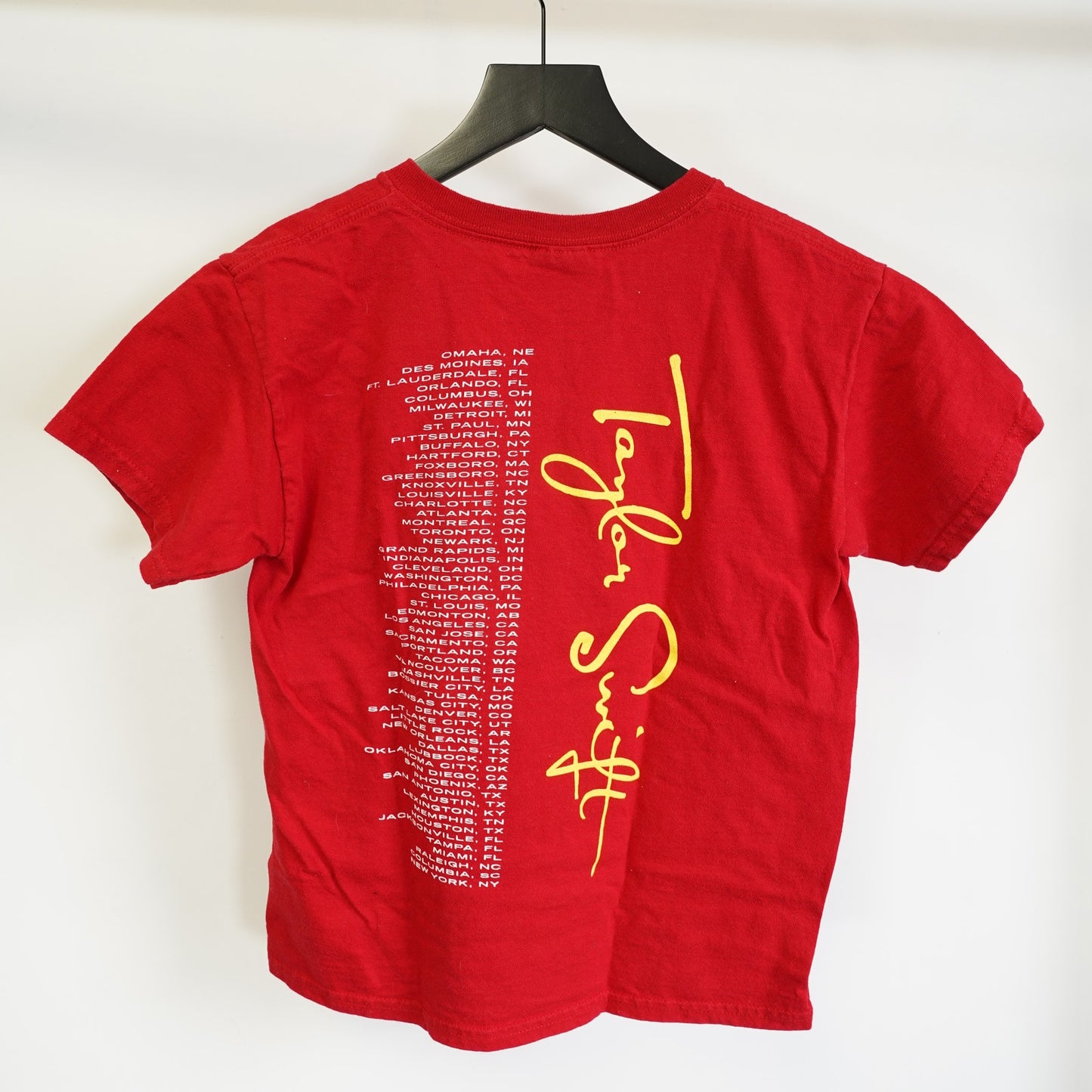 (Youth S) Taylor Swift 2011 Speak Now Tour Double-Sided Concert T-Shirt Youth Small Red