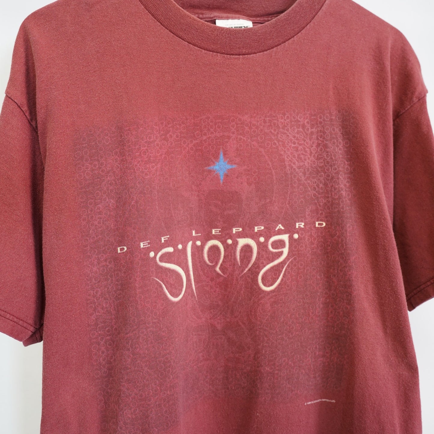 (XL) Vintage 1996 Def Leppard Slang Tour T-Shirt Men's XL Rock Band Tee Red Tultex