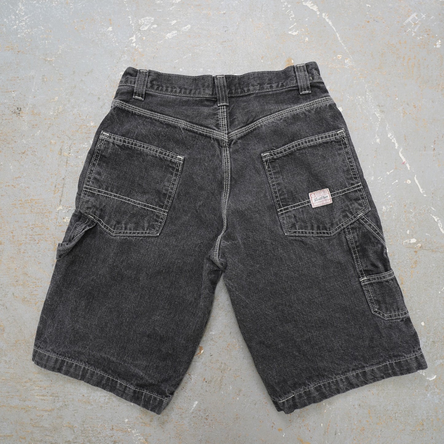 (Sz. 30) Vintage Levi's Strauss Y2K Baggy Denim Carpenter Shorts Men's Sz. 30 Black 2000s