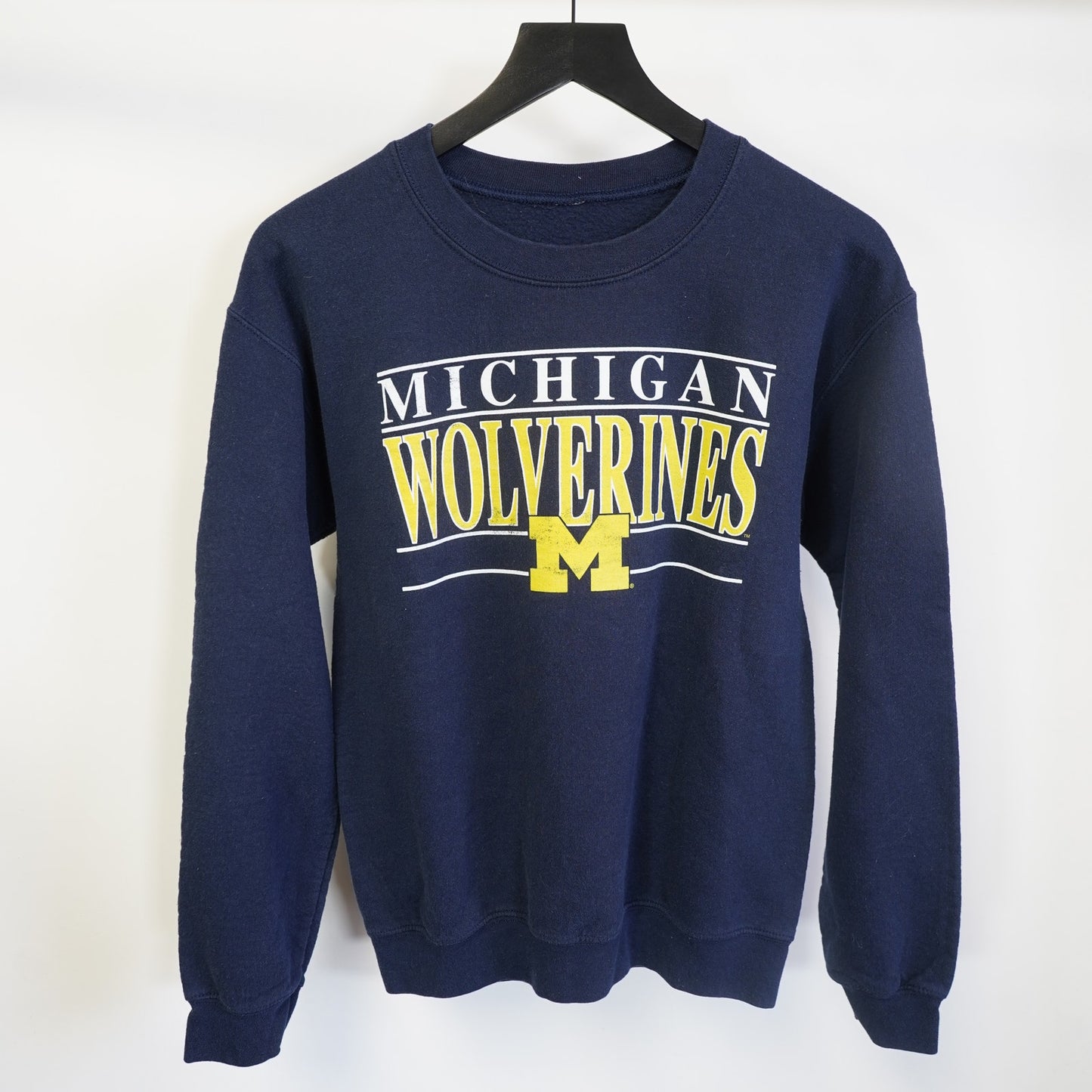 (S) University of Michigan Wolverines Crewneck Sweatshirt Men's S Navy Blue Yellow