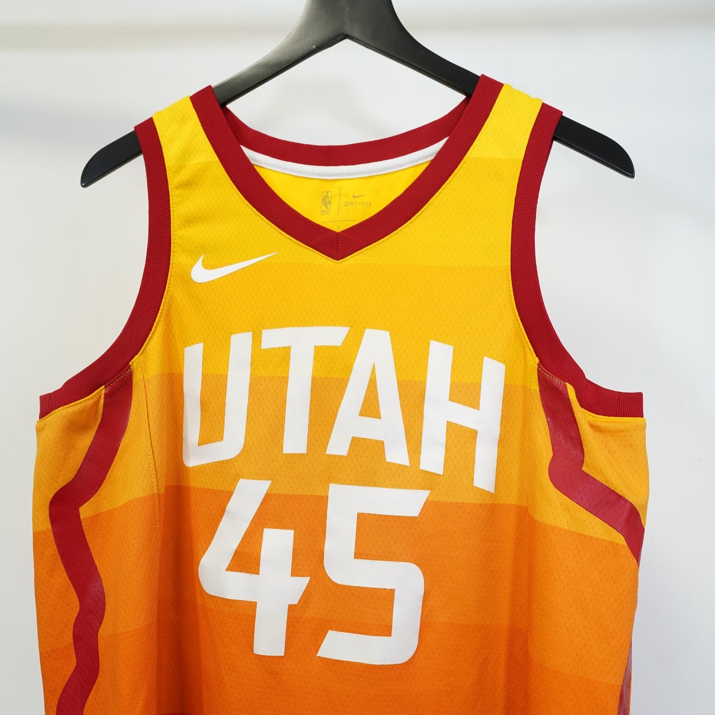 (L) Nike Utah Jazz Donovan Mitchell 2019/20 City Edition Swingman Jersey Men's L 44