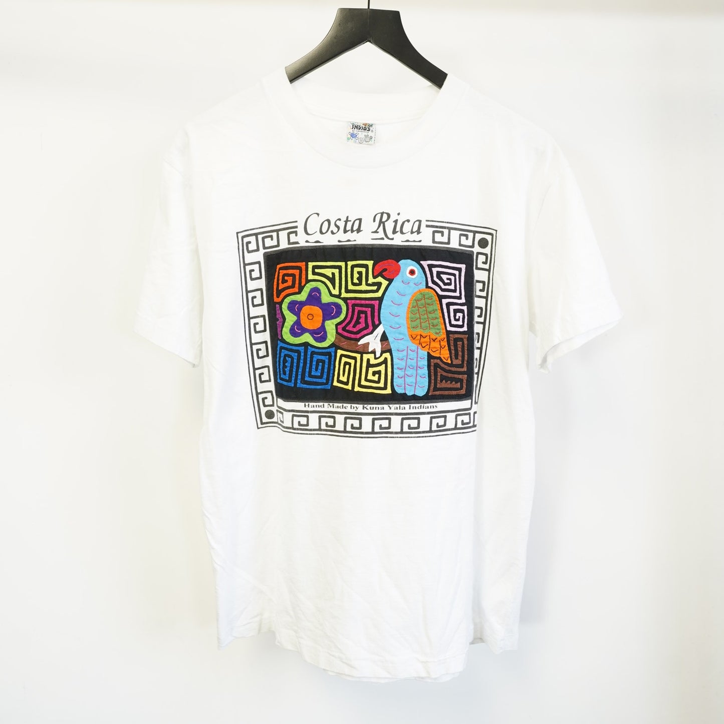 (M) Vintage Costa Rica Indio Siamarmola Nature Bird T-Shirt Mens M White Sewn Parrot
