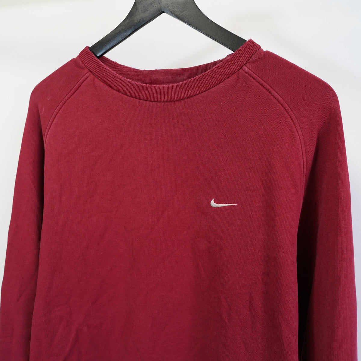 (L) Vintage Nike 2000s Essential Check Swoosh Sweatshirt Men's L Maroon Y2K