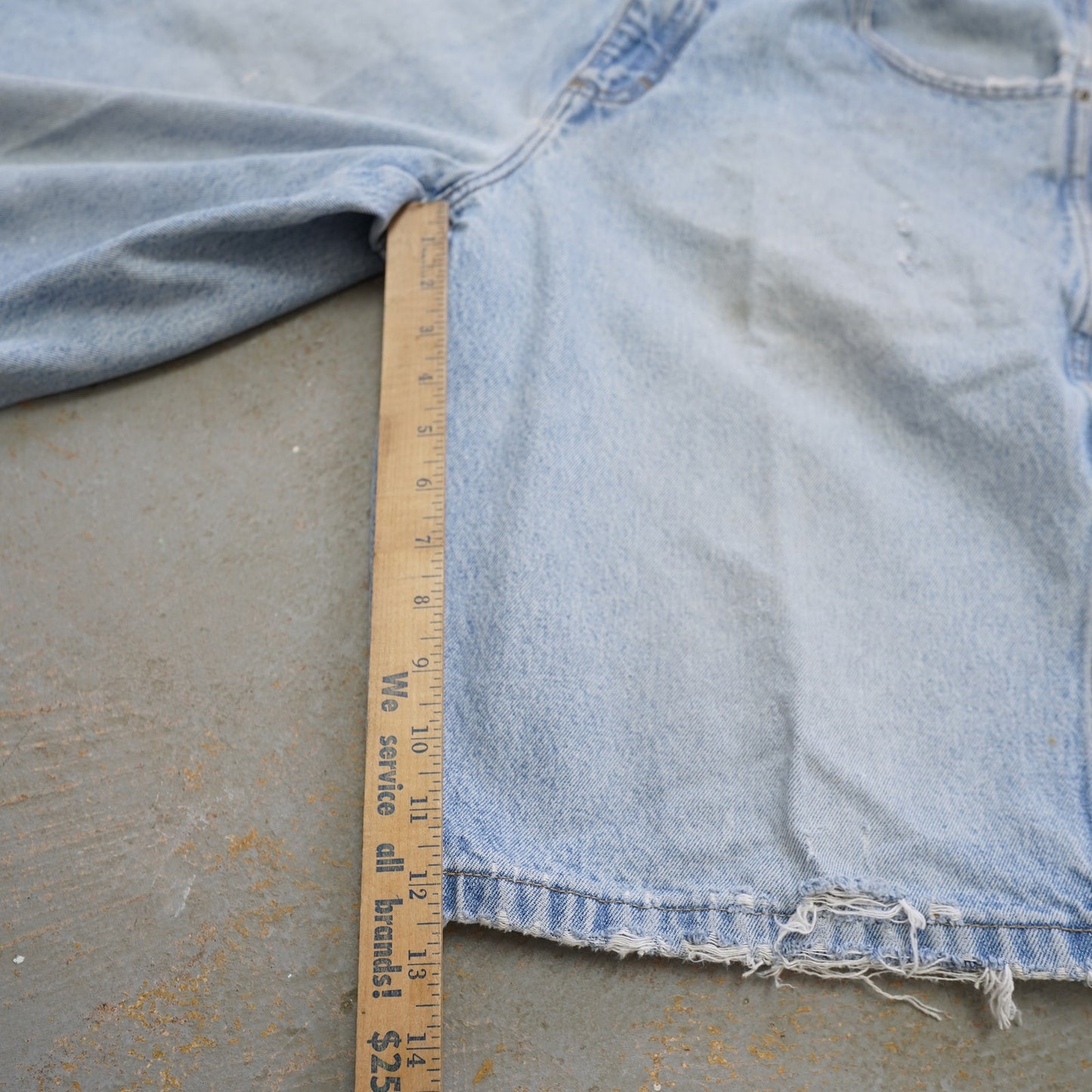 (Sz. 32) Vintage SouthPole Y2K Baggy Denim Shorts Mens 32in 2000s Jorts Light Blue Skate