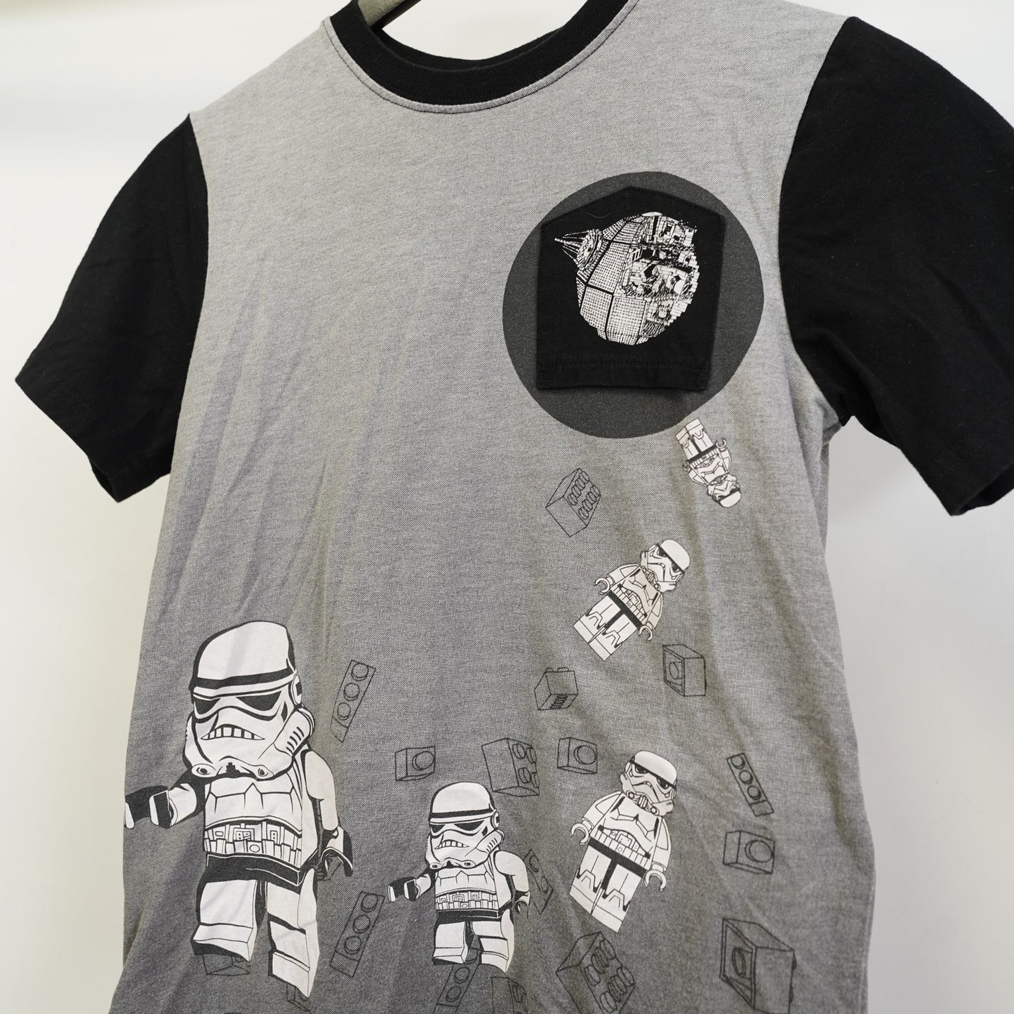 (Youth M) Vintage Lego Star Wars Storm Trooper T-Shirt Kids Sz. 8 Youth M Gray Black