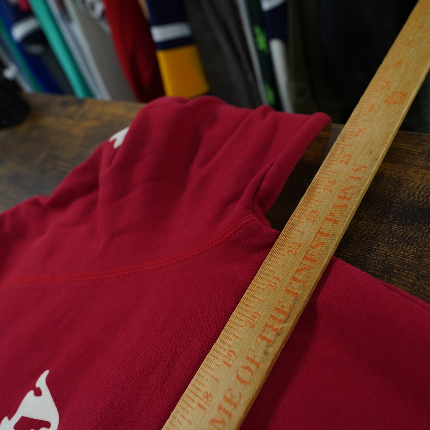 (S) Roots Canada Park City Utah Pullover Hoodie Men's S Red White Beaver Logo