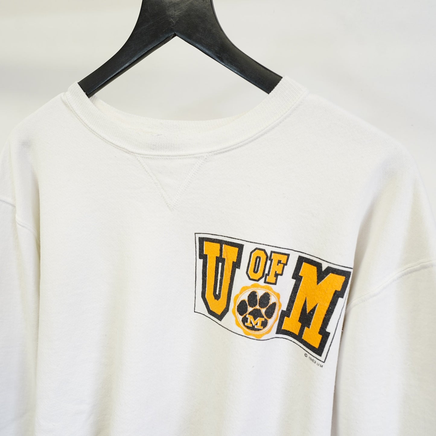 (L) Vintage University of Missouri Tigers Russell Athletic Sweatshirt Men's L White