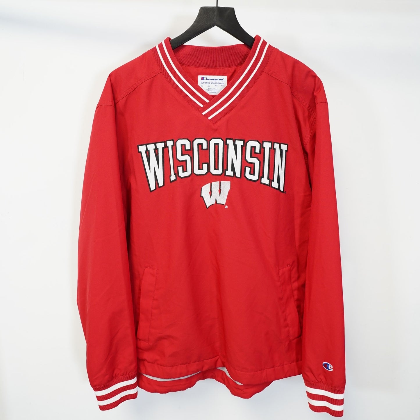 (M) Wisconsin Badgers Champion Embroidered Pullover Windbreaker Jacket Men's M Red