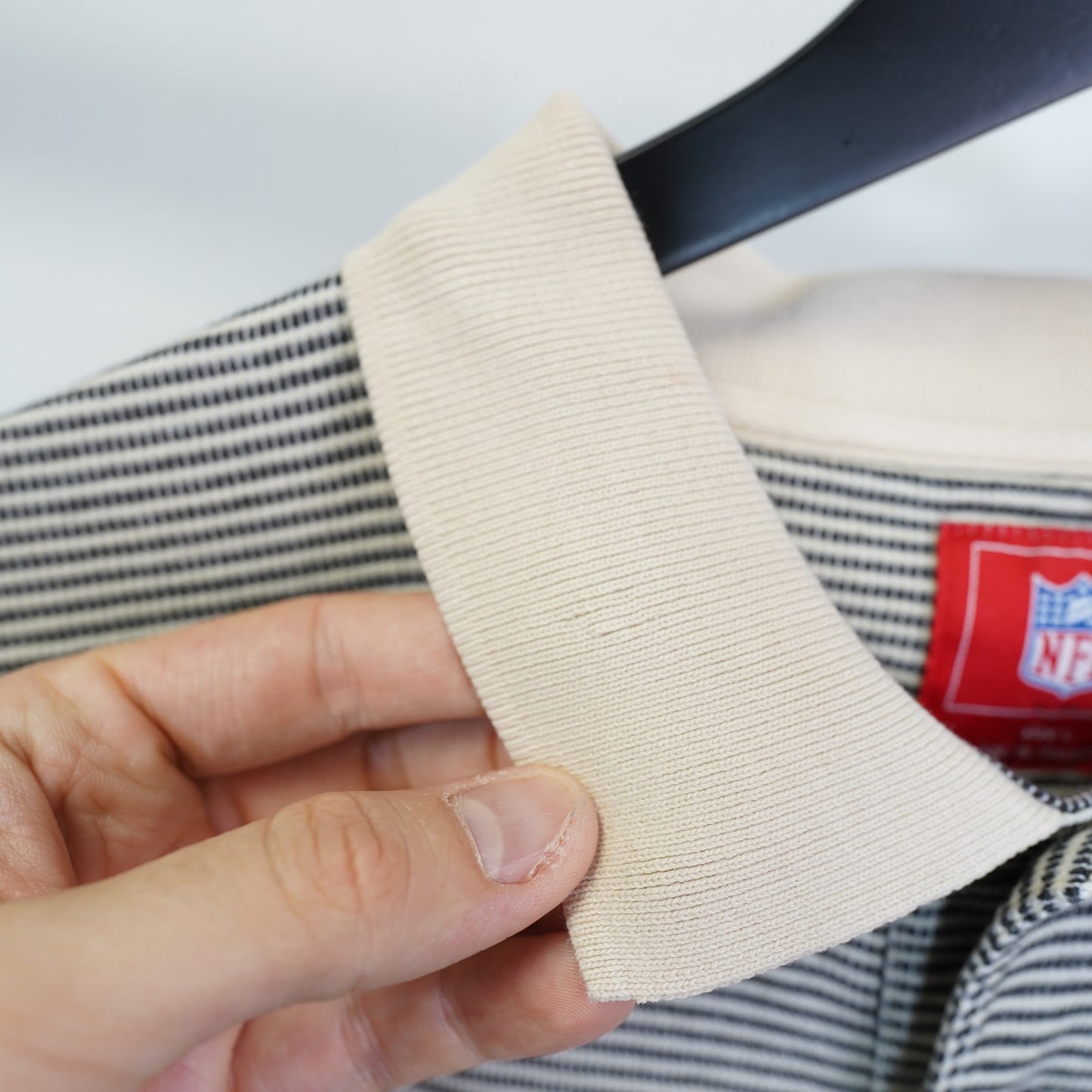 (L) Vintage 2000s Tampa Bay Buccaneers Embroidered Striped Polo Shirt Men's L Y2K