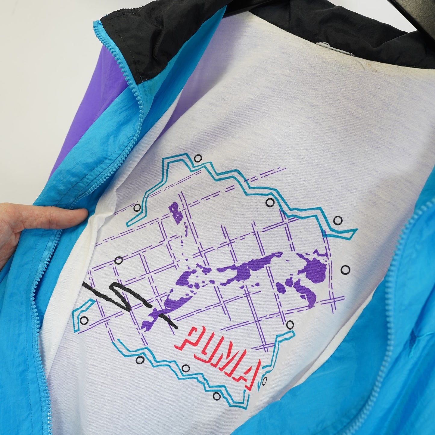 (XL) Vintage 90s Puma Windbreaker Jacket Men's XL Blue Purple Neon Pink Retro Running