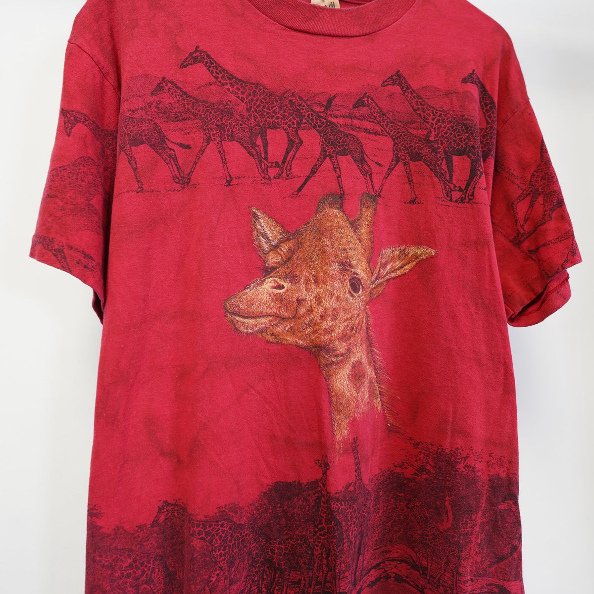 (L) Vintage 90s Giraffe Nature All Over Print Safari T-Shirt Men's L Red Africa