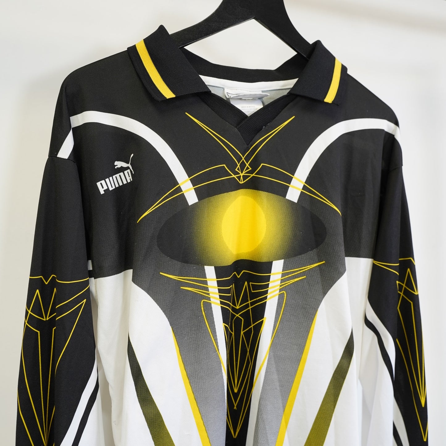 (XL) Vintage Y2K Puma Longsleeve Soccer Goalie Jersey Men's XL Black 2000s Retro