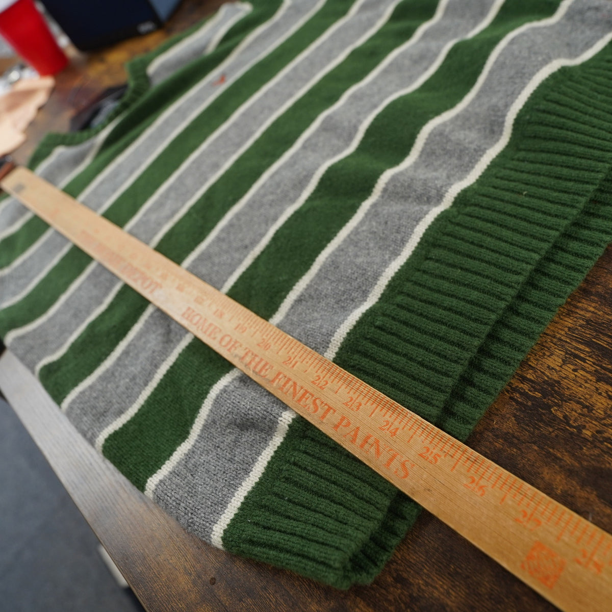 (M) Vintage American Eagle Y2K Striped Knit Sweater Men's M Gray Green 2000s Preppy