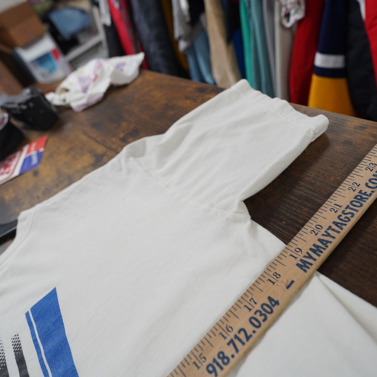 (M) Vintage Adidas Sportswear Y2K T-Shirt Men's M White Retro 2000s 3 Stripe