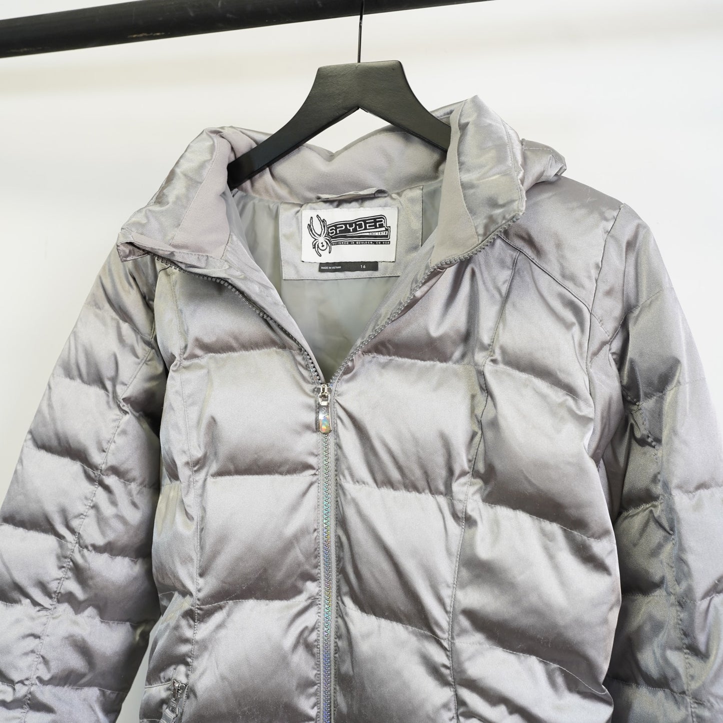(Women's L) Vintage Spyder Y2K Silver Chrome Down Puffer Jacket Womens L 16 2000s Futuristic
