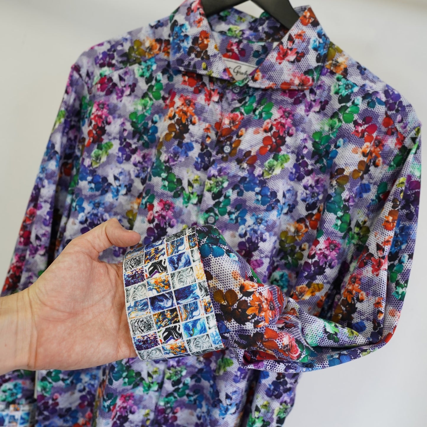 (XL) Robert Graham Pixelated Floral Print Classic Fit Button Down Shirt