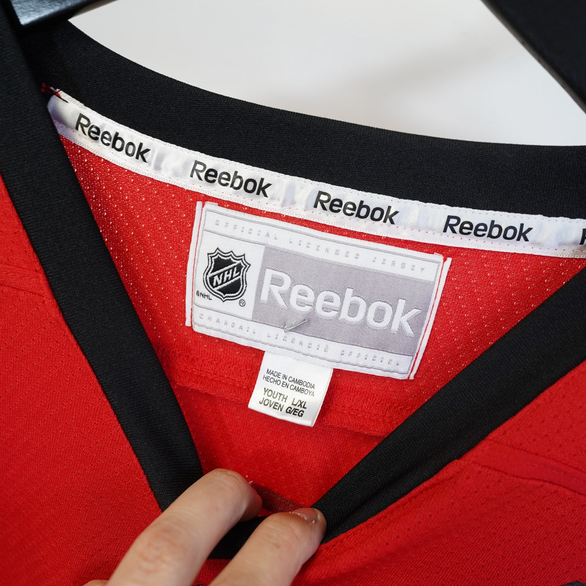 (Boys L/XL) Chicago Blackhawks Jonathan Toews Reebok NHL Hockey Jersey Boys L/XL Red Kids