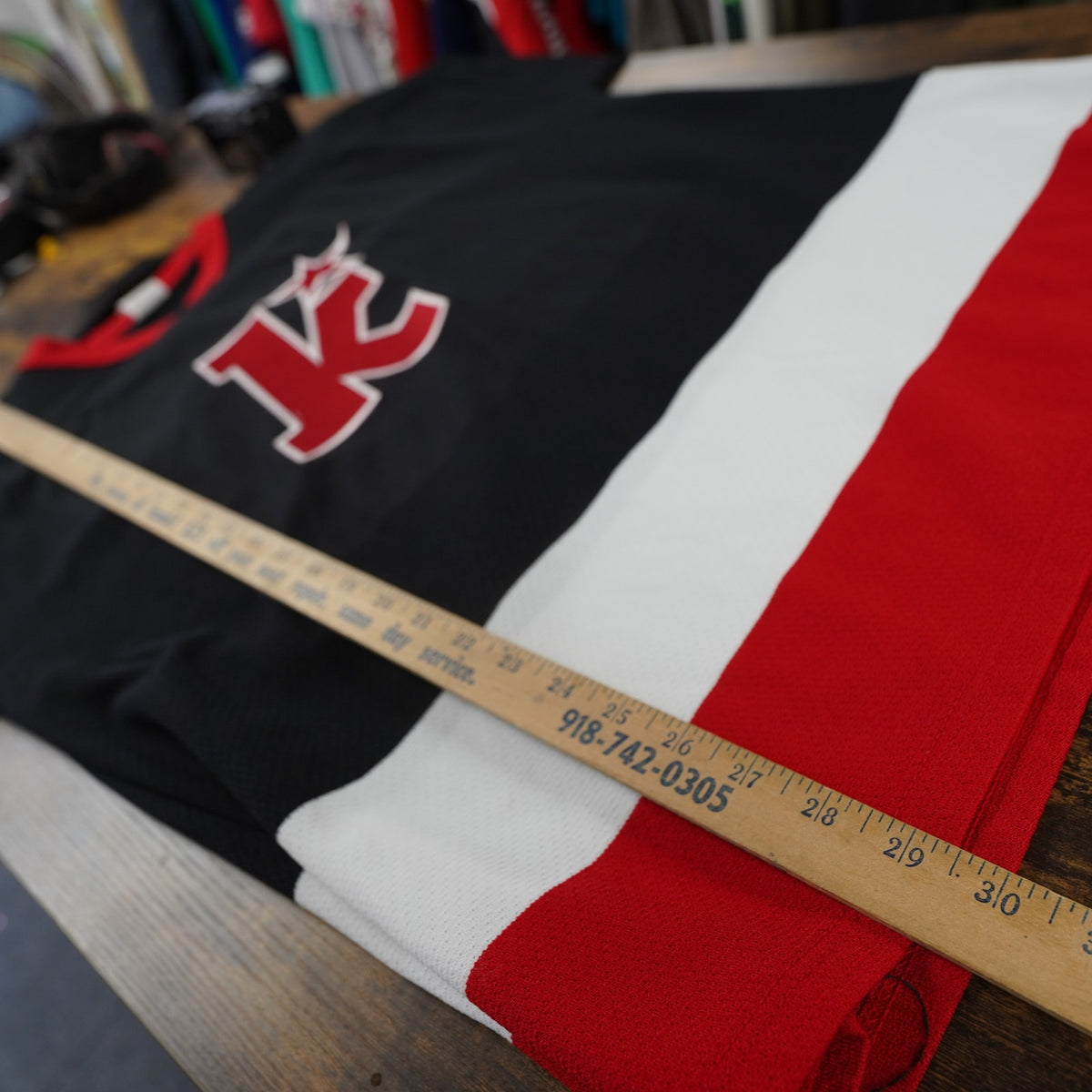 Vintage (M) K1 Sportswear 90s Hockey Jersey Sewn Men's M Black Red Hercules Retro