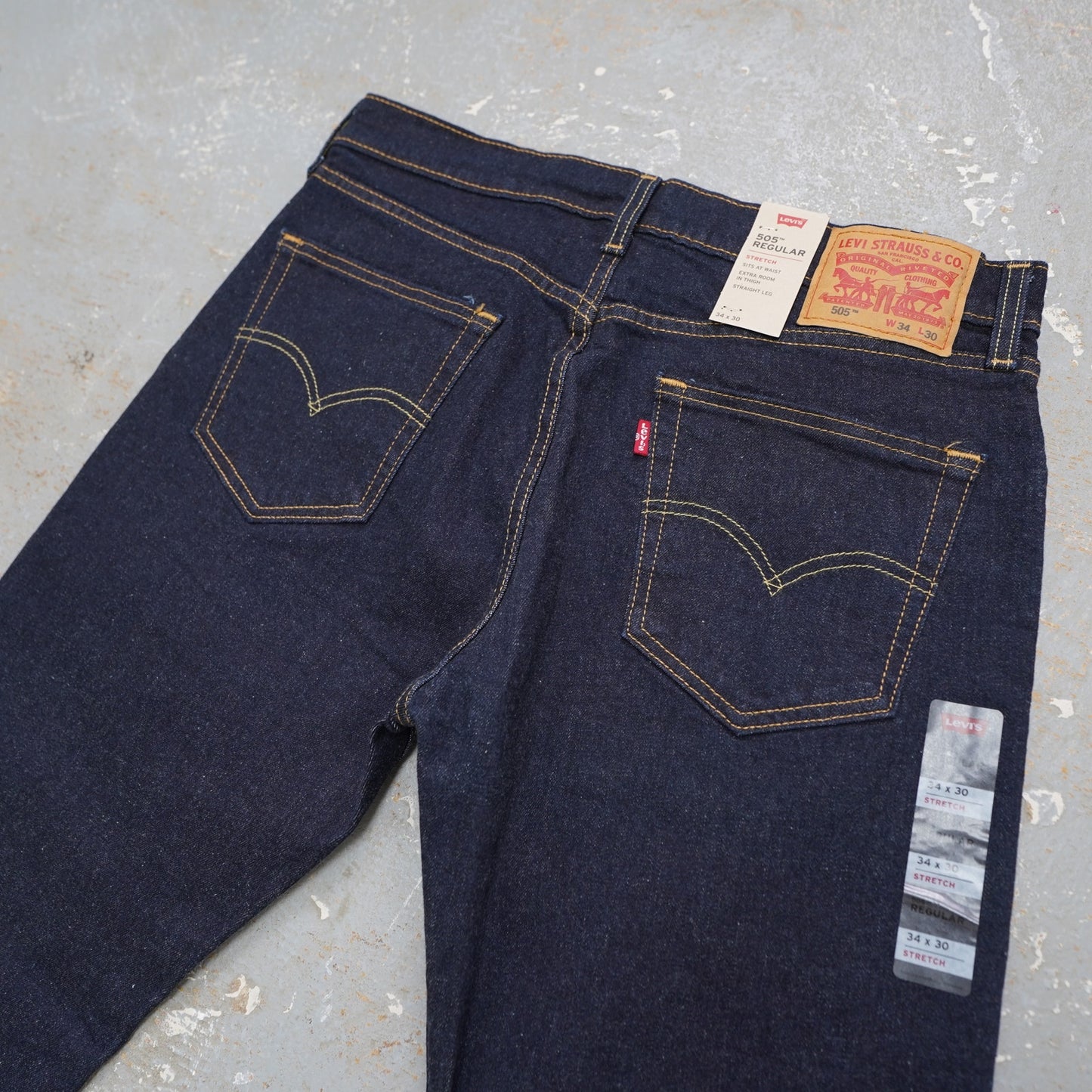 Levi's Strauss 505 Regular Fit Dark Blue Jeans Men's 34x30 Stretch New w/tags