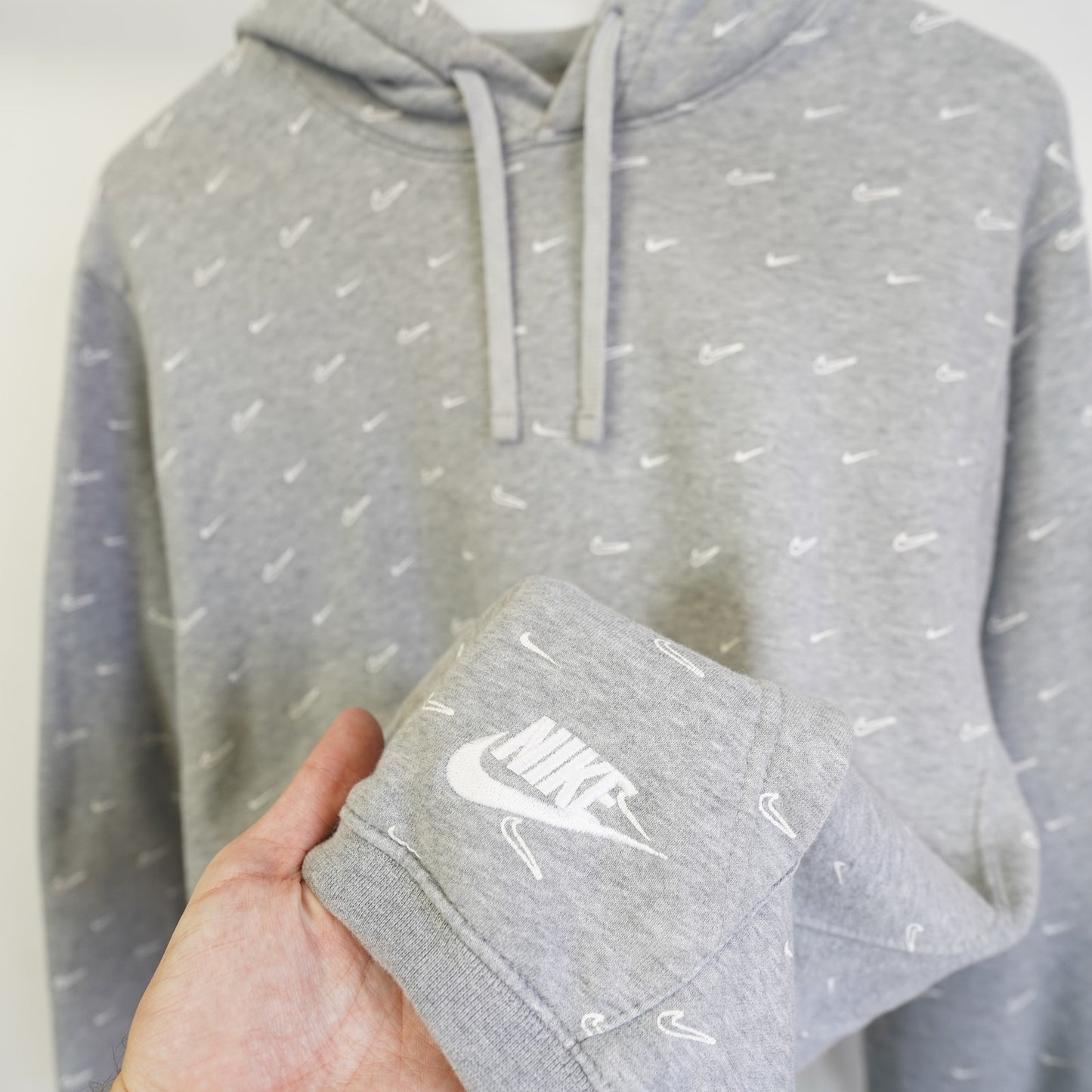 (M) Nike Swoosh All Over Print Check Hoodie Men's M Gray White Embroidered Air Retro