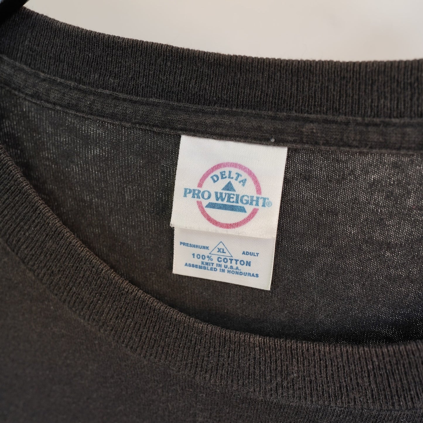 (L) Vintage New Orleans Voodoo Brew Beer T-Shirt Skull Crossbones Brewery