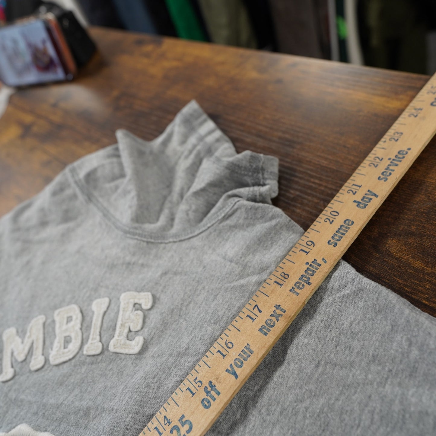 (M) Abercrombie & Fitch Y2K Embroidered Muscle T-Shirt  M Gray Mallcore Preppy 2000s