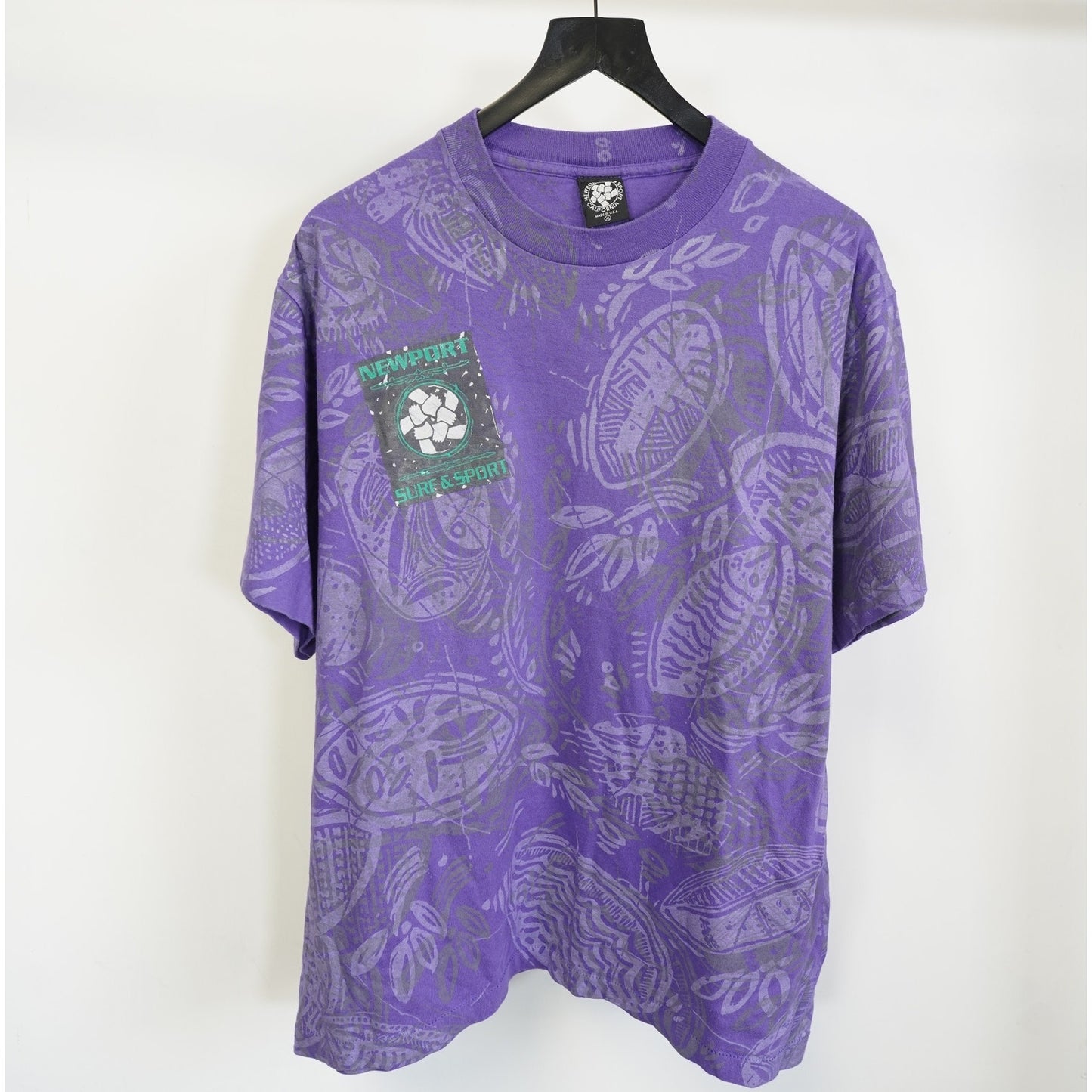 (XL) Vintage Newport Surf & Sport All Over Print 90s T-Shirt Men's XL Purple USA Made