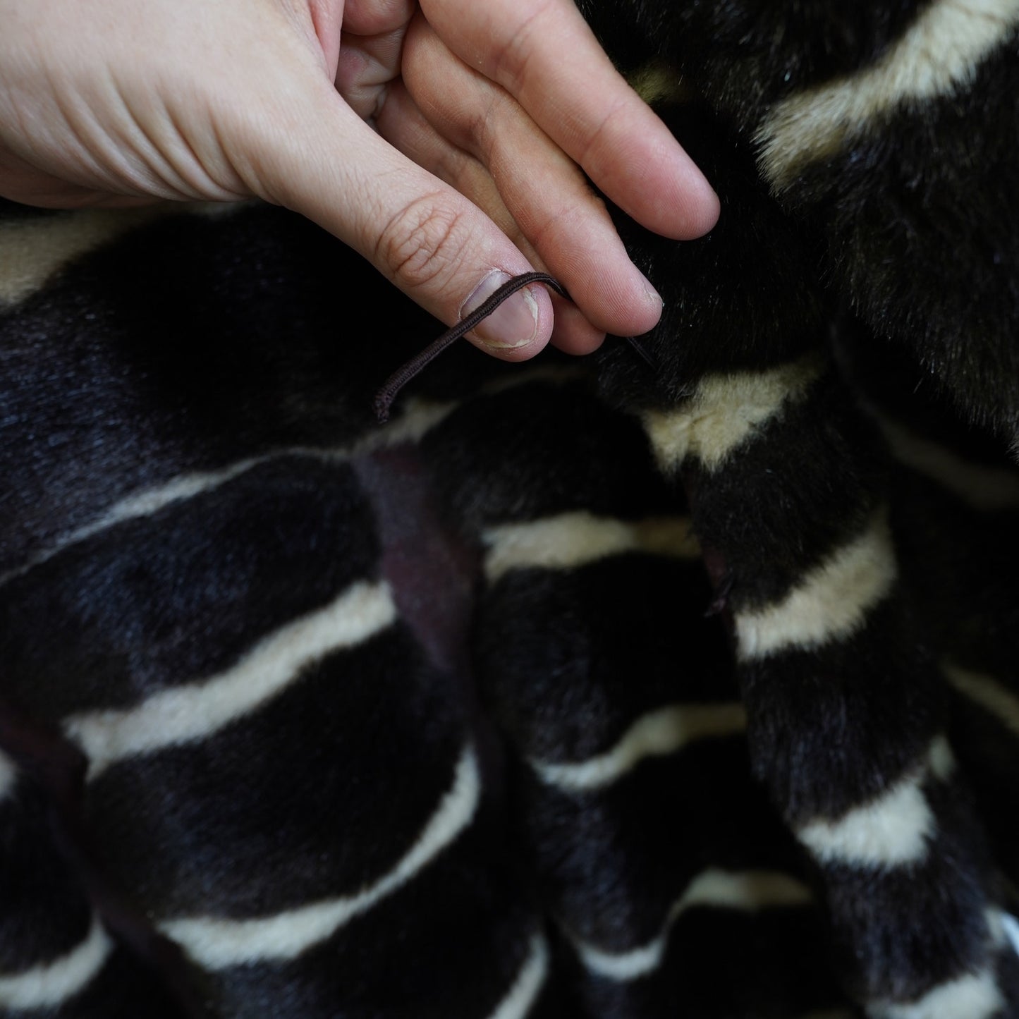 (Women's L) Vintage 70s Grandella Striped Faux Fur Coat Women's Size 14 Brown White Belted