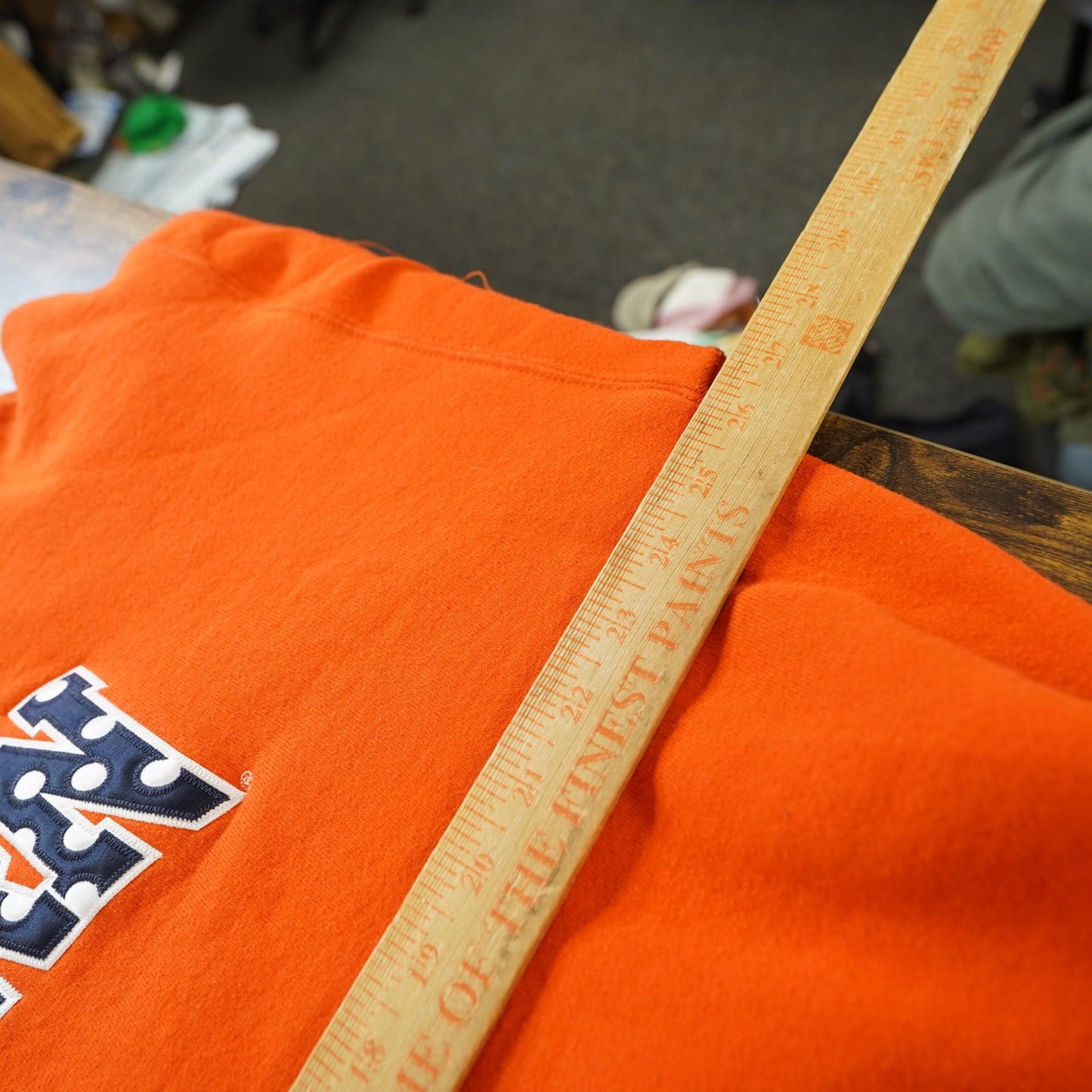 (XL) Auburn Tigers Embroidered Russell Athletic Hoodie Men's XL Orange Polka Dot