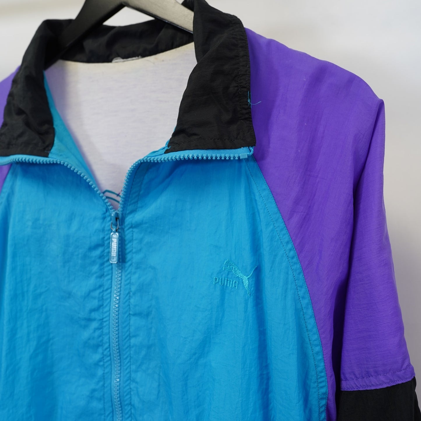 (XL) Vintage 90s Puma Windbreaker Jacket Men's XL Blue Purple Neon Pink Retro Running