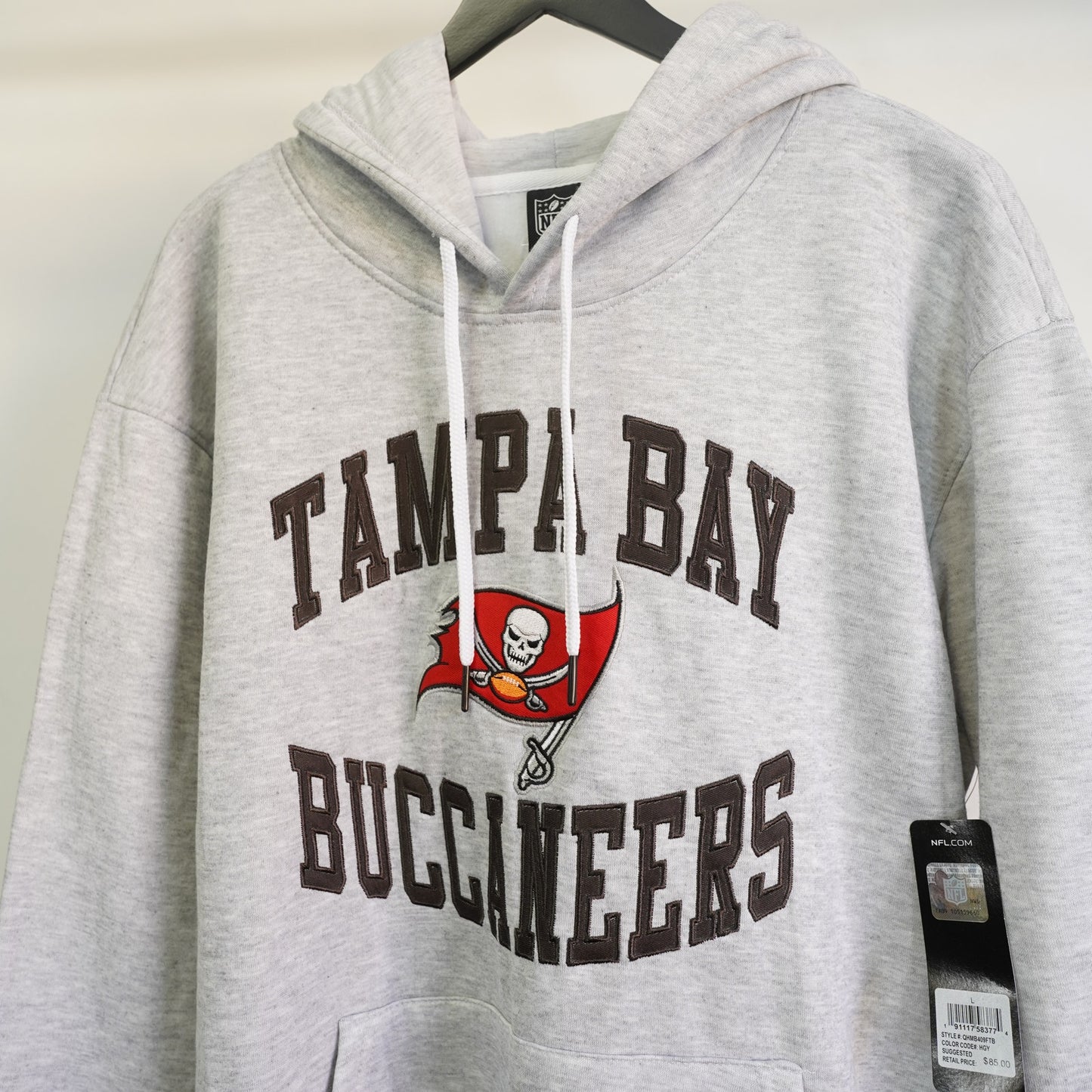 (L) Tampa Bay Buccaneers Sewn Hoodie Men's L Brand New Team Nfl Gray Sweatshirt
