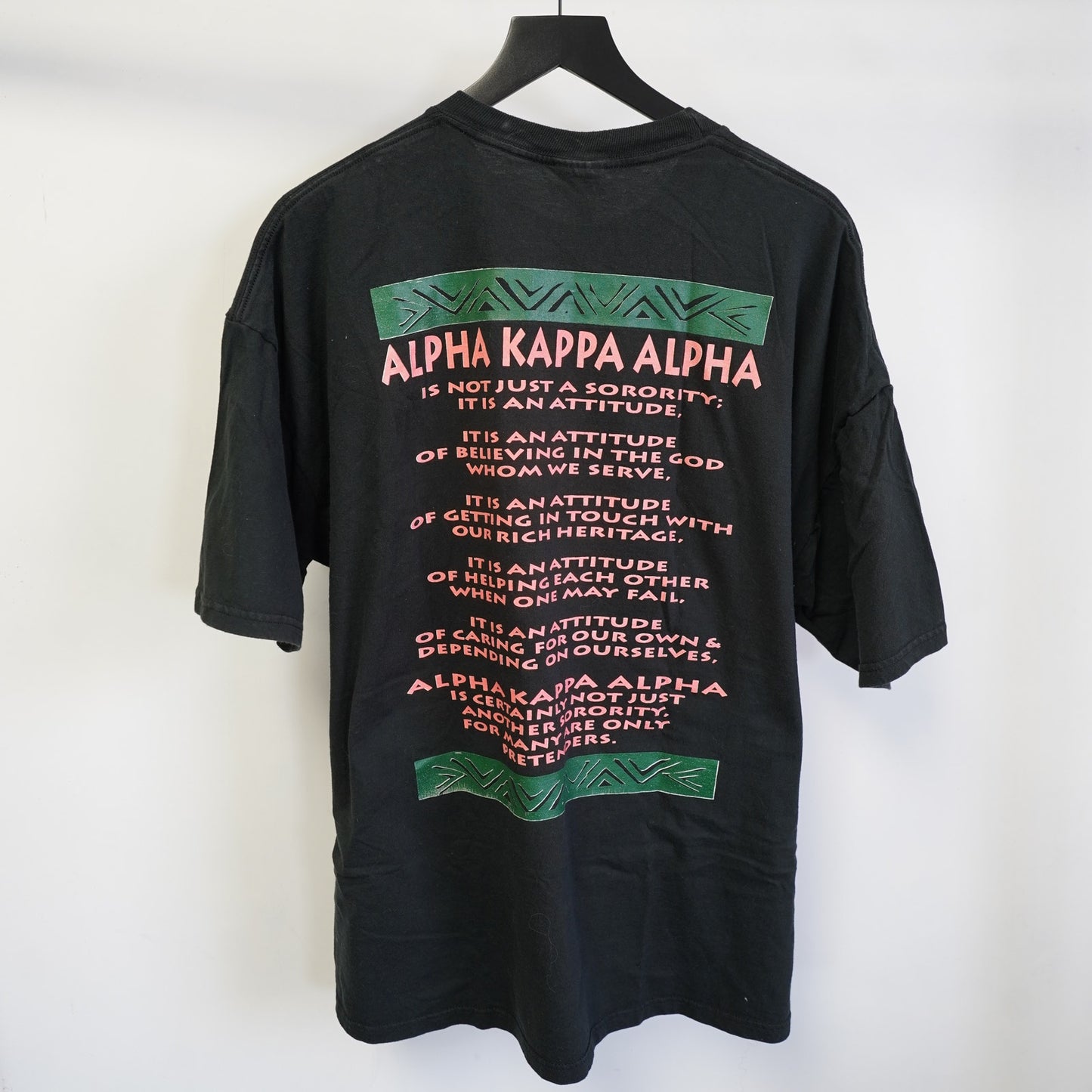 (XXL) Vintage AKA Alpha Kappa Alpha Sorority T-Shirt Women's XXL Black Pink HBCU Retro