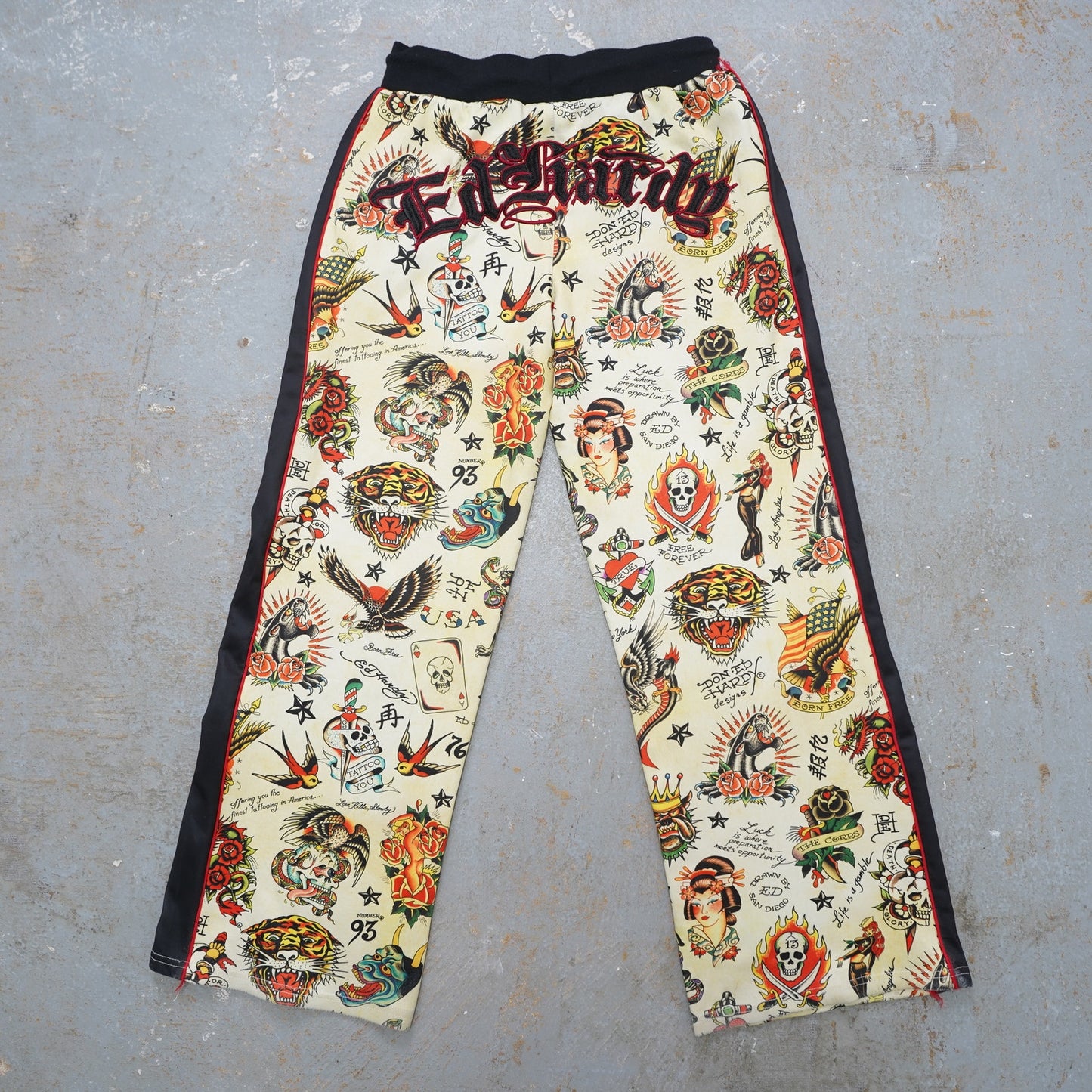 (Women's S) Ed Hardy Flashboard Tattoo Print Track Pants Women's S Y2K 2000s Multicolor