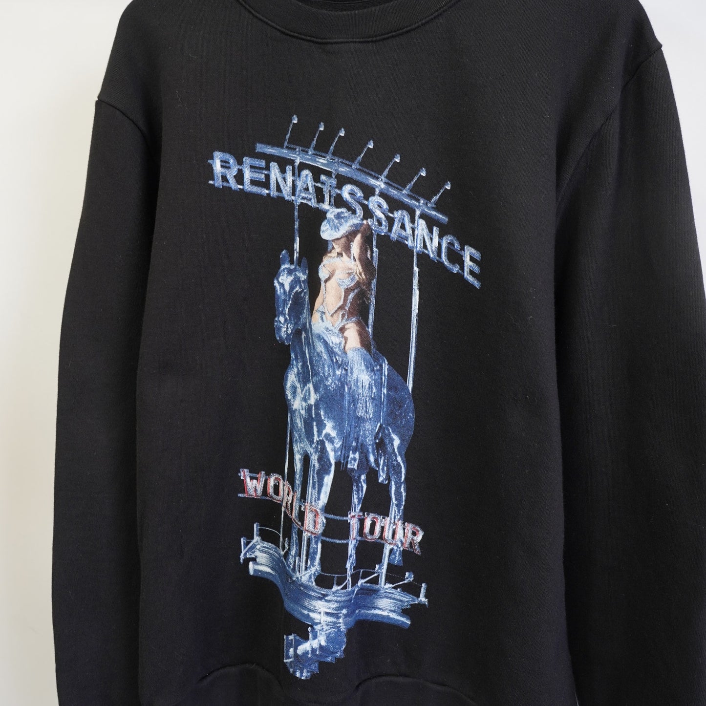 (M) Beyonce Renaissance Tour Sweatshirt Unisex Size Medium Black Band Merch Crewneck
