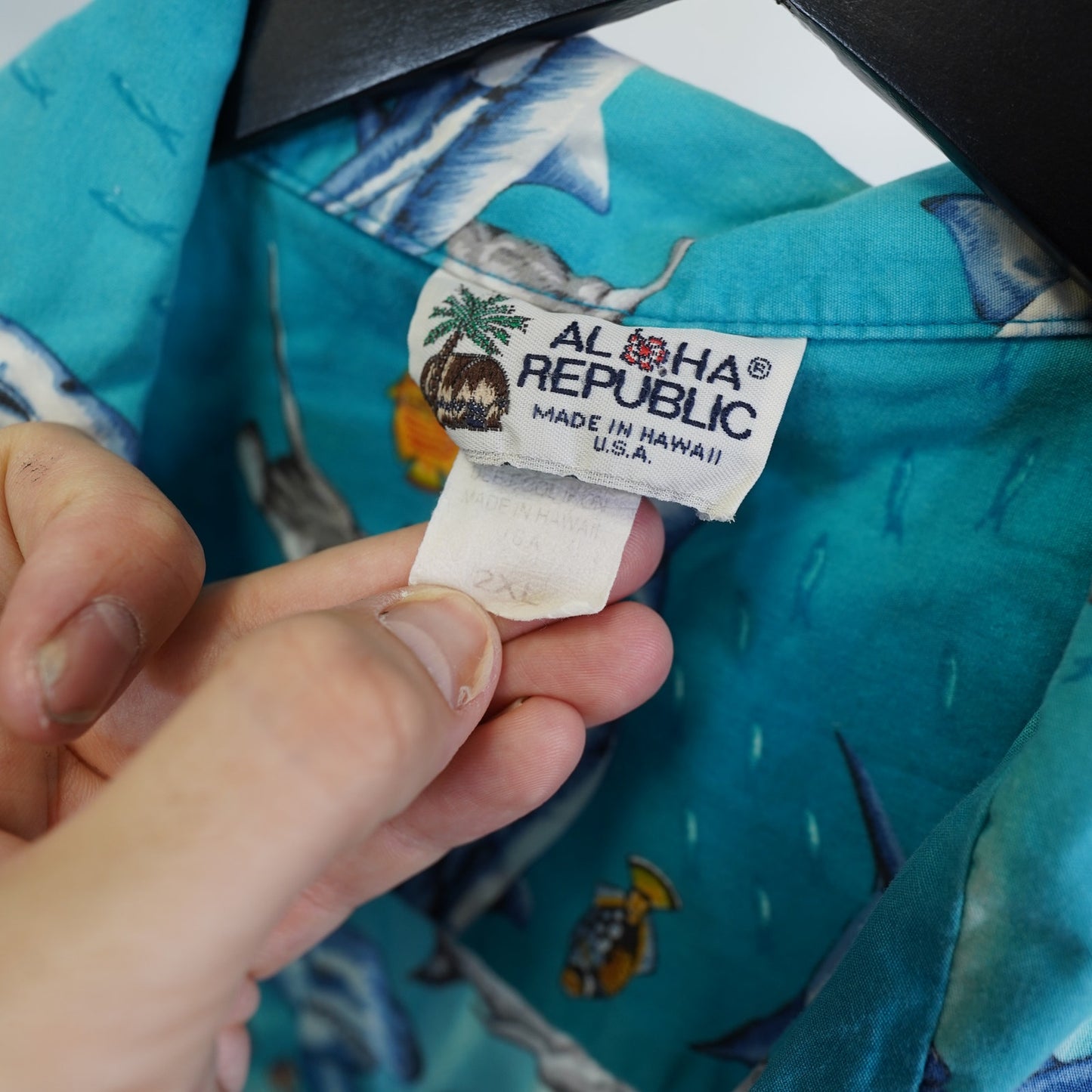 (XXL) Vintage Aloha Republic Hawaiian Shirt Men's XXL Shark Blue Tropical Made in USA