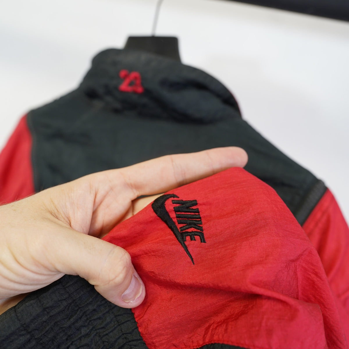 (M/L) Vintage Nike Air Jordan Flight 1989/90 Convertible Jacket Men's Large Black Red